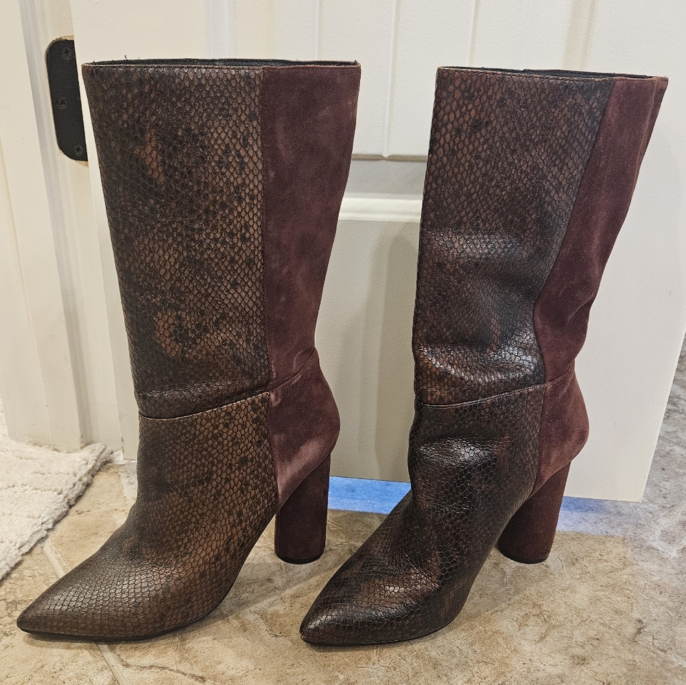 LIKE NEW! Maroon Snake Skin Boots